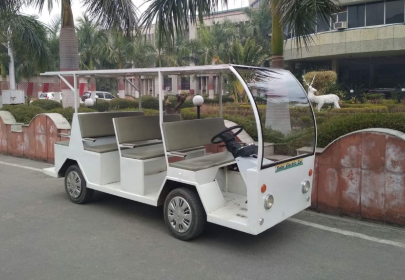 Meet Azharuddin, a mechanical engineer from Meerut who made an electric cart from junk, earning laurels – TwoCircles.net