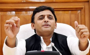 आयोग ने माना अखिलेश को अध्यक्ष, ‘साइकिल’ भी अखिलेश के पास