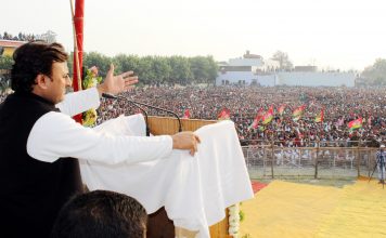 मुज़फ्फरनगर-कैराना में अखिलेश, कहा मोदी खुद पलायन कर दिल्ली पहुंचे