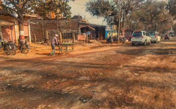 मड़िहान : जहां काम नहीं, कमलापति त्रिपाठी और लोकपति त्रिपाठी का नाम बोलता है