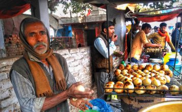 वोटर बोले : ‘वोट उधर करेंगे, जिधर घर-पटीदार का वोट जाएगा’