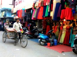 यूपी चुनाव : पीतल नगरी में सियासी उलट-फेर की दस्तक!