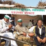 मोदी रैली करते रहें और किसान अनशन…