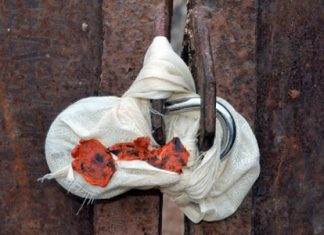 बूचड़खानों पर तालाबंदी के साथ मुसलमानों के बड़े रोजगार पर संकट