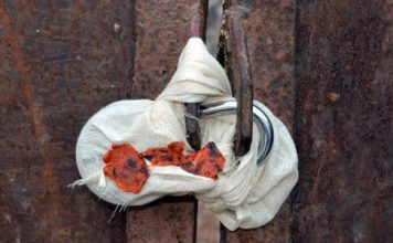 बूचड़खानों पर तालाबंदी के साथ मुसलमानों के बड़े रोजगार पर संकट