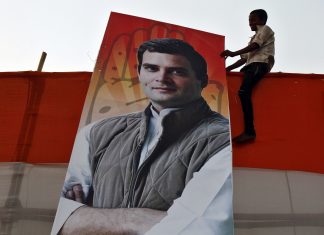 Rahul hails Yogi's farm loan waiver