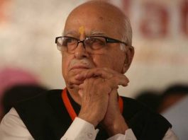 बाबरी विध्वंस मामला : आडवाणी, जोशी समेत 13 भाजपा नेताओं पर चलेगा आपराधिक साज़िश का मुक़दमा