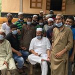 गुजरात : मुसलमानों ने साफ़ किया 22 मंदिर, कर रहे हैं बाढ़ पीड़ितों की हर संभव मदद