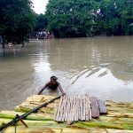 बाढ़ पीड़ितों के साथ बिहार सरकार का मज़ाक़, लाखों पीड़ित सरकारी राहत से महरूम