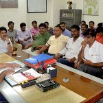 दलित पत्रकार के ख़िलाफ़ फ़र्ज़ी मुक़दमें को लेकर सड़क पर उतरे शामली के पत्रकार