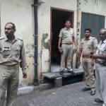 ट्रिपल तलाक़ : आतिया साबरी के घर पुलिस तैनात, दारुल उलूम ने कहा पर्सनल लॉ बोर्ड के निर्देश पर होगा अमल
