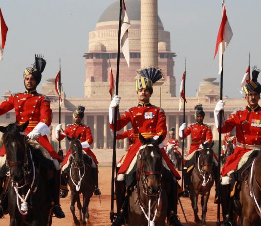 राष्ट्रपति सुरक्षाकर्मियों की सैलरी पर पिछले चार साल में 155.4 करोड़ का खर्च