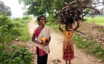 बाढ़ : सुशासित बिहार में 250 दलित सड़क पर रहने को मजबूर
