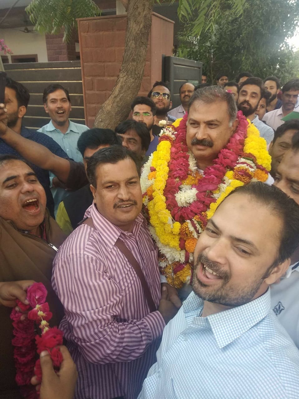 Congress Legislators Clash with Police at Jaipur Mayoral Poll