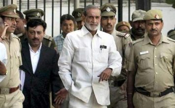 Breaking news: Delhi HC convicts Sajjan Kumar in 1984 anti-Sikh riot case