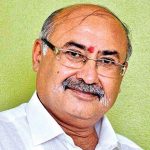 Former Gujarat BJP leader shot dead in train