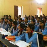 बिहार: स्कूल में धर्म-जाति में बांट कर पढाई