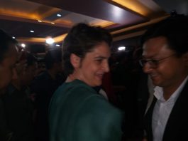 “मुझे इस लड़के का संघर्ष पसंद आया” भीम आर्मी चीफ चन्द्रशेखर से मिलकर बोली प्रियंका