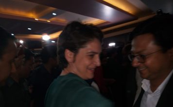 “मुझे इस लड़के का संघर्ष पसंद आया” भीम आर्मी चीफ चन्द्रशेखर से मिलकर बोली प्रियंका