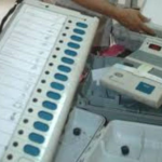 EVM glitches mar voting in Maharashtra