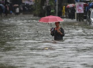 26 die in a wall collapse due to rains in Mumbai; city in crisis