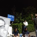 वर्धा विश्वविद्यालय-पहले बिना कारण दलित-ओबीसी छात्रों को निष्कासित किया, अब निष्कासन लिया वापस