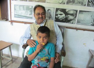 तीन दशकों से भोपाल गैस पीड़ितों के संघर्ष की आवाज़ रहे अब्दुल जब्बार का निधन