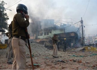 मेरठ: दिल्ली दंगा पीड़ितों के लिए राशन इकट्ठा कर रहे लोगों पर, पुलिस ने की कड़ी कार्रवाई 