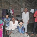 क्वारन्टीन की दोस्ती:   दिव्यांग गय्यूर को 780 किमी उनके घर छोड़ने आया अनिरुद्ध