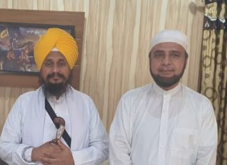 Meet Nasir Akhtar, whose sole mission in life is Sikh-Muslim unity