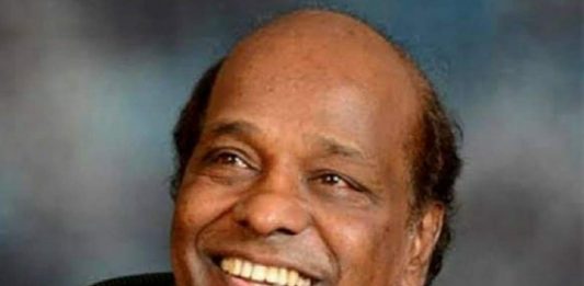 किलर कोरोना : मिट्टी के आग़ोश में दफ़न हुआ शेर सा दहाड़ने वाला शायर ! इंदौर में सुपुर्द खाक़ किए गए राहत !