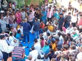 हाथरस में गेंगरेप आरोपियों के पक्ष में दबंगो की पंचायत,बढ़ रहा है जातीय तनाव