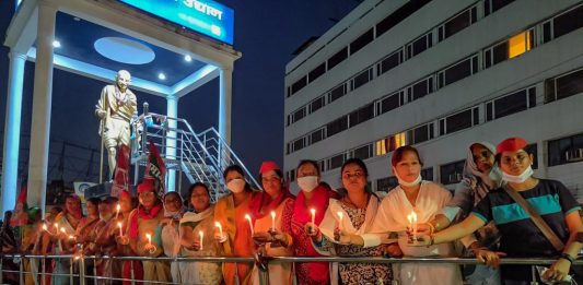 योगी सरकार की हाथरस में साज़िश की थ्योरी को भद्दा मजाक बता रहा है विपक्ष