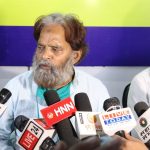 हिंदी बनाम उर्दू और अय्यूब बनाम अतुल