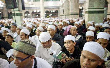 Imaginary Categories, Real People