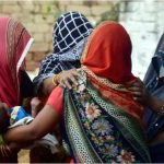 हाथरस से ग्राऊंड रिपोर्ट : “ऊंची जाति के लोग अब हमसे बात नही करते, हम यहाँ से जाना चाहते हैं”