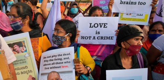 नज़ीर : संगीता से शाइस्ता बनने वाली युवती को 3 लाख की आर्थिक सुरक्षा का अदालती आदेश