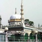 गोरखपुर में दरगाह मुबारक खान को तोड़ने पर सुप्रीम कोर्ट की रोक ,योगी सरकार को नोटिस