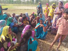 सीतापुर में जल गई गरीबों की 19 झोपड़िया, एक मासूम की मौत