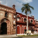 सदमे में एएमयू : 4 दिनों में 10 प्रोफेसर्स की मौत