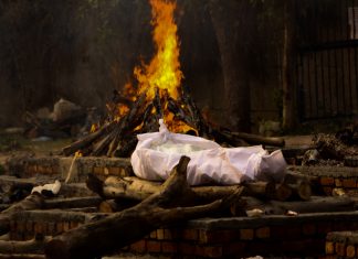 In Pictures: India's unfolding Covid disaster