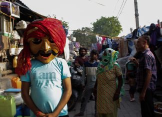 Devoid of work, artists of Kathputli colony in Delhi turn to odd labour jobs