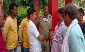 बेहद दर्दनाक : हीटिंग पैड पर था जावेद का बच्चा, फ़ोन पर लगी थी नर्स, मौत