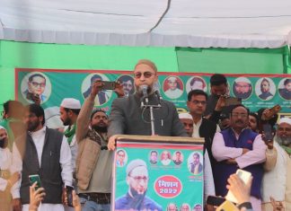 यूपी में मजलिस : खेल बिगाड़ रही है या अपना खेल बना रही है !