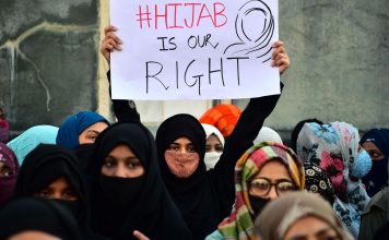 मुस्लिम महिलाओं के सम्मान में हर वर्ग से उठी आवाज़