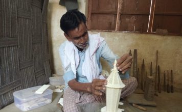 Closure of slaughter houses in UP brought 400-year-old bone carving trade to an end