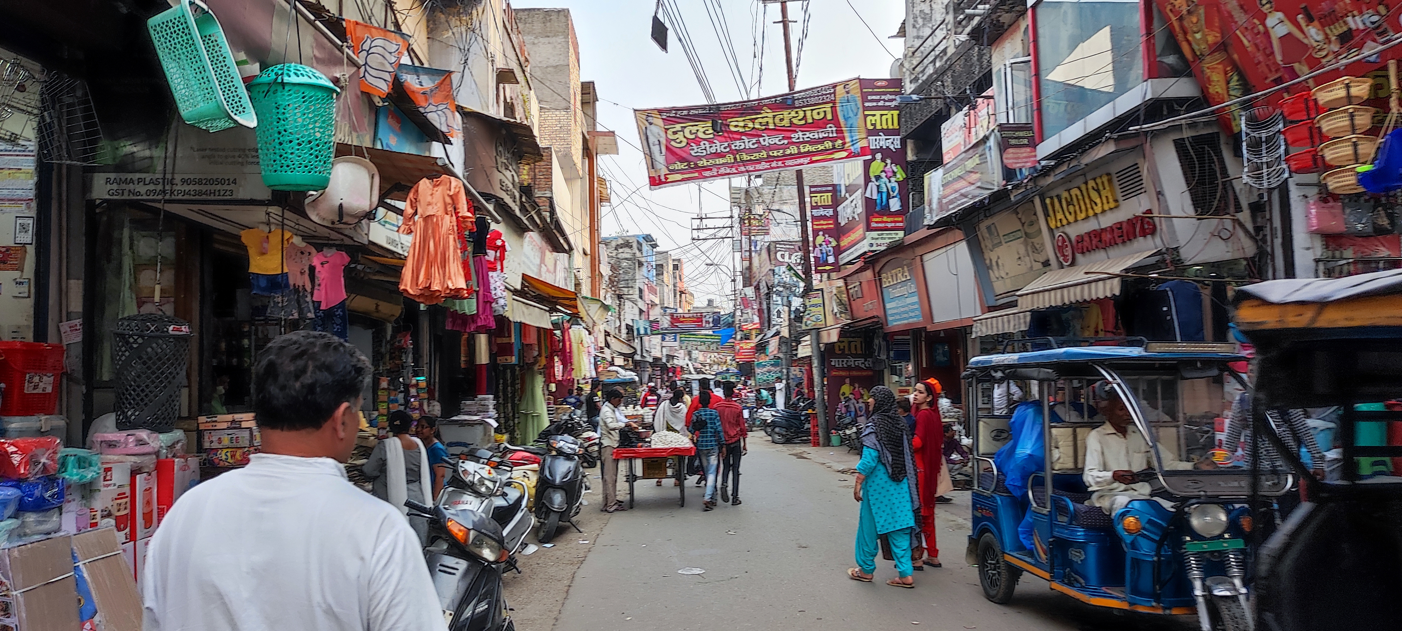 दाग़ अच्छे नहीं : सहारनपुर में जुमे की नमाज़ के बाद कथित हिंसा में आठ मुस्लिम युवकों पर लगे आरोप निकले झूठे