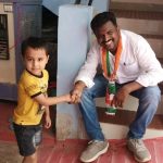 आदिवासी समाज से आने वाले देश के पहले मेयर है विक्रम आहाके