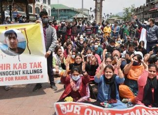 Fresh killing renews fear among Kashmir’s minority Hindu community