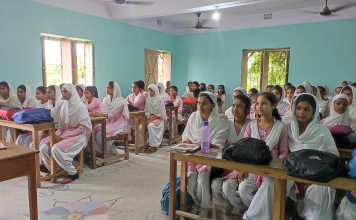 बेटियों के सपनों को पंख दे रहा है मुर्शिदाबाद का एक मदरसा